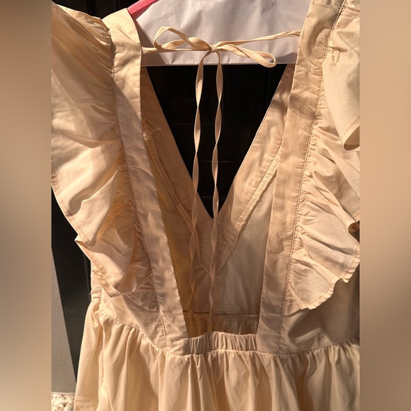 Cream Ruffled Mini Dress - Picture 3 of 4